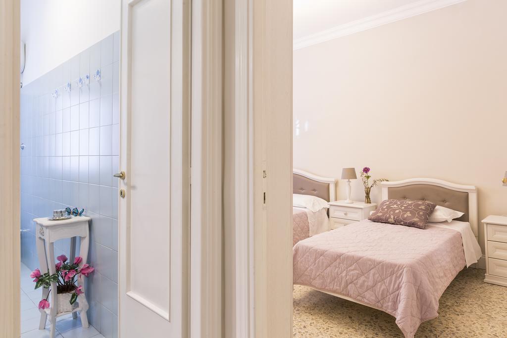 רומא Aurora Guest House מראה חיצוני תמונה