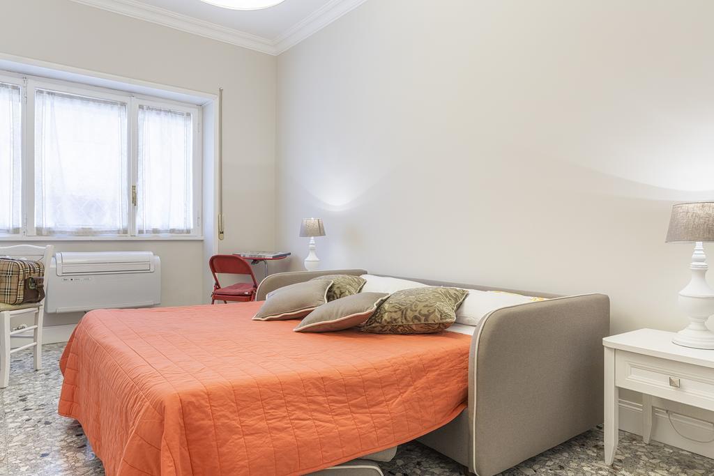 רומא Aurora Guest House מראה חיצוני תמונה